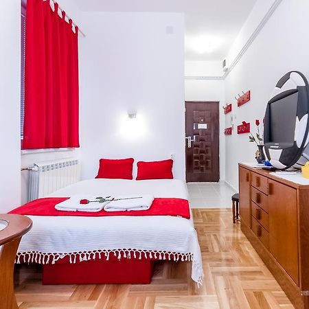 Studio Saint Sava Белград Номер фото